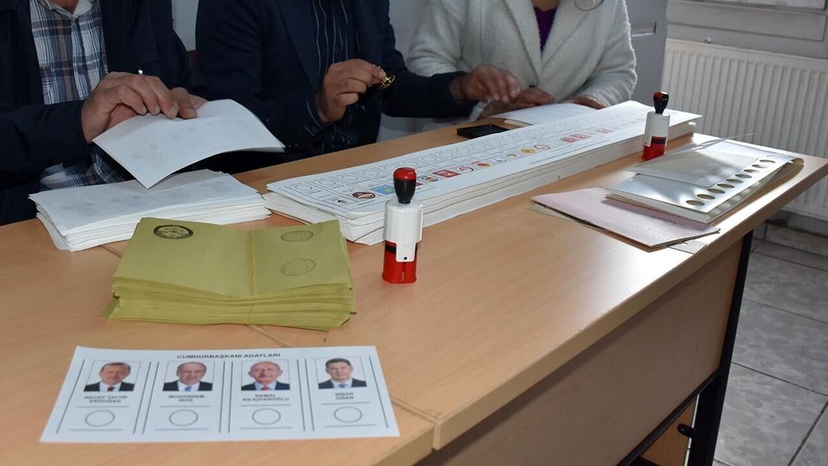 الجزیره: انتخابات ترکیه ممکن است به دور دوم کشیده شود
