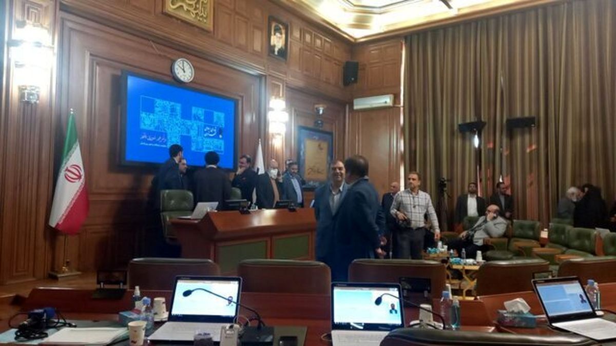 لغو جلسه شورای شهر تهران به دلیل غیبت اعتراضی اعضا