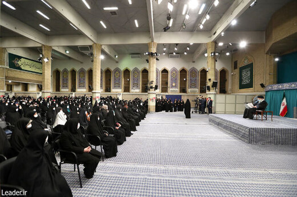 روزنامه همشهری: بعضی متدینین بیانات اخیر رهبری درباره حجاب را نپسندیدند