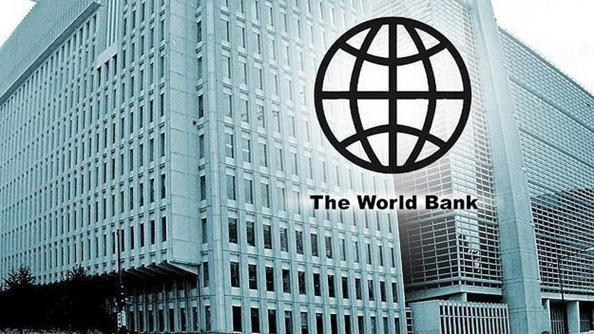 پیش‌بینی بانک جهانی: کاهش تولید ناخالص داخلی ایران به دلیل رقابت صادراتی با نفت روسیه
